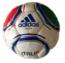Pallone Adidas Capitano Italia size 5 da collezione Tricolore