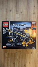 LEGO TECHNIC: Escavatore a
