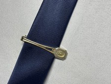 Cravatta Burberry originale cavallo da notte grande logo barra spilla oro vin...