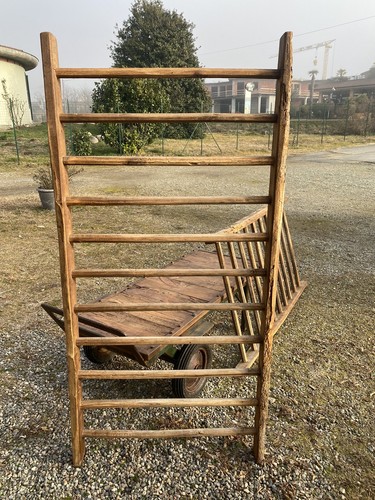 Vecchia scala legno da - in,