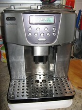 Macchina da caffè Superautomatica De Longhi Primadonna-Magnifica Leggi dettagli