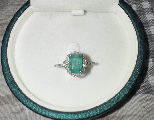 Anello smeraldo diamanti - smeraldo, e