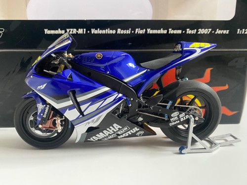 Minichamps valentino - 1-12,