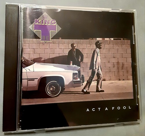Act fool king tee - by,