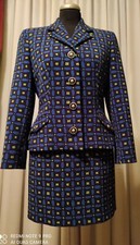 tailleur Versace vintage, fantasia sui toni del blu elettrico, 4 bottoni.