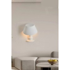 Applique in gesso a forma di