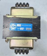 Autotrasformatore 800va