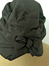 cappello cloche nylon pioggia