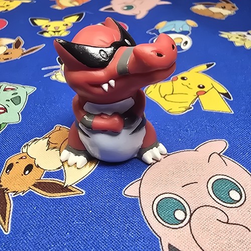 Pokemon krookodile figure - krookodile,