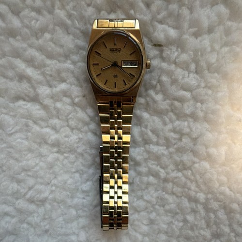 Seiko quartz day date tono - seiko,