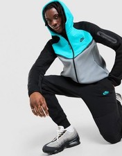 Nike Felpa con Cappuccio Tech
