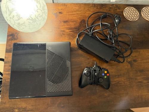 Xbox 360e console 500 - console, +