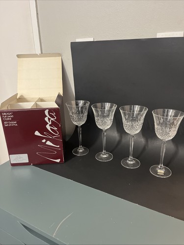 Nuovissimo set calici - set, di