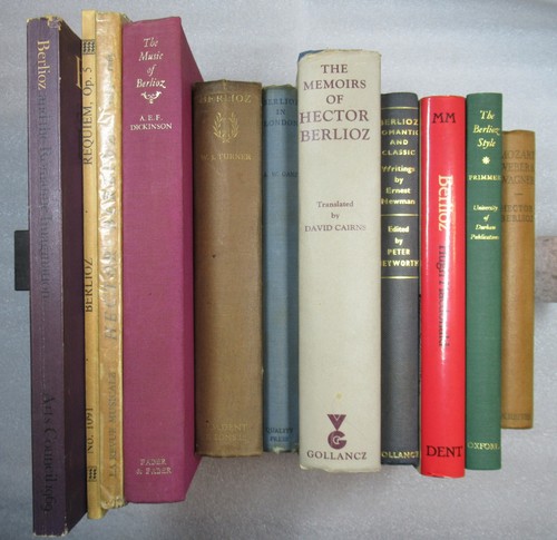 Books about hector - 11, x