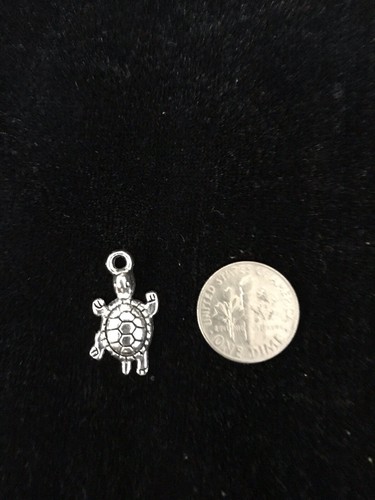 Ciondolo charm stile tartaruga