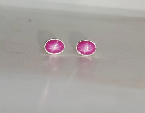 Orecchini con zaffiro rosa
