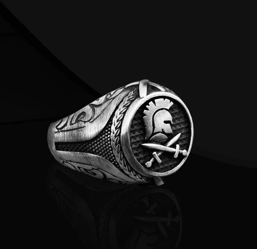 Anello uomo guerriero spartano