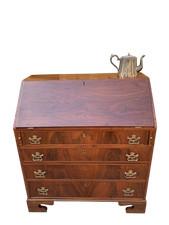 Cassettone con ribalta inglese in mogano Londra epoca Edoaradiana