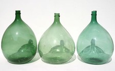 ECCEZIONALE LOTTO DI 3 DAMIGIANE ANTICHE IN VETRO SOFFIATO A MANO / A BOCCA