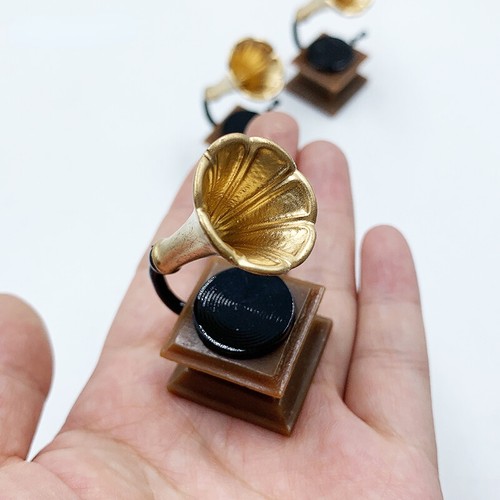 12th scale dolls house - 1:12th,