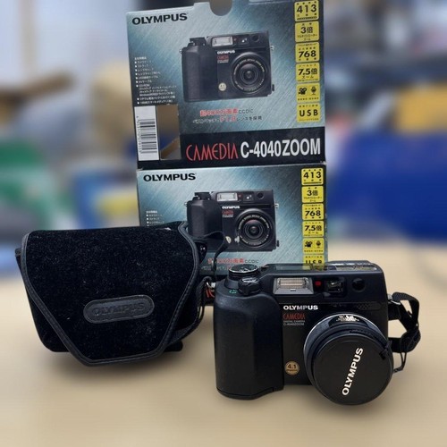 Fotocamera digitale compatta