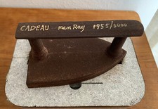 MAN RAY CADEAU 1921/1974 -
