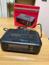 Radio sveglia anni 80 Supremia perfettamente funzionante