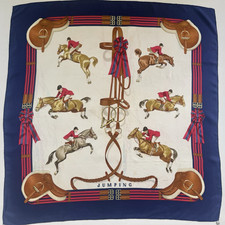 Carré en soie HERMES