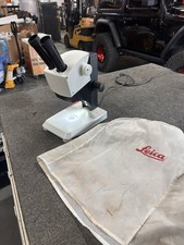 Leica EZ4 Microscopio Stereo Zoom 13x-56x, 16x Occhi Luci Integrate e Copertura Antipolvere