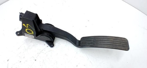 2055009001 pedale acceleratore