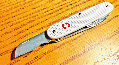 New victorinox swiss - swiss, 93mm