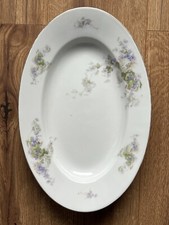 Antico piatto ovale in