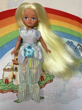 (B) Lady Lovely Locks