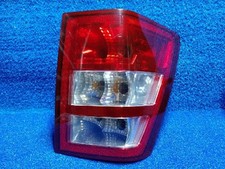 Jeep Cherokee 2006 Right Tail