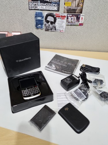 Blackberry bold 9700 - black, gps