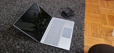 Microsoft Surface Laptop Go
