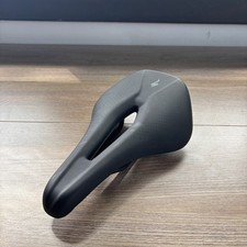 Sella sportiva elettrica