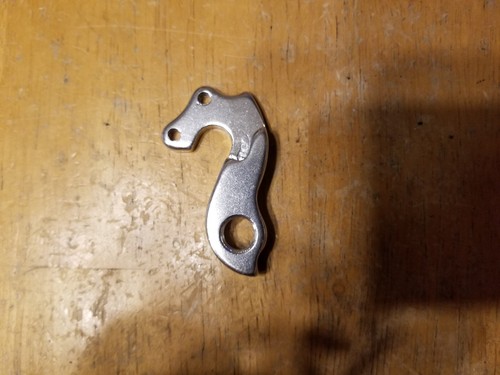 Rear derailleur bike hanger - rear,