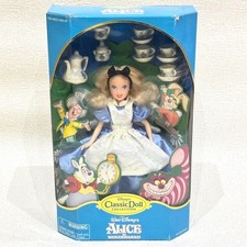 Bambola Disney Alice nel paese