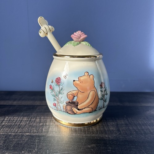 Lenox classic winnie - the, pooh
