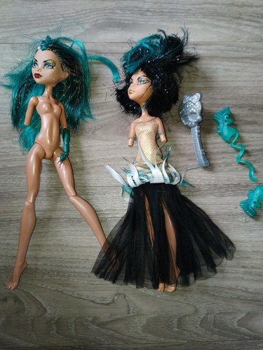 Lot poupées monster - de, 2