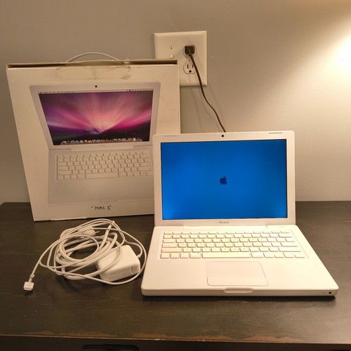 Apple macbook 2007 - apple,