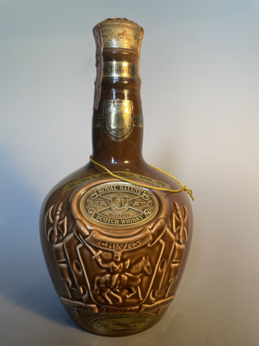 Chivas regal royal salute - salute, 21