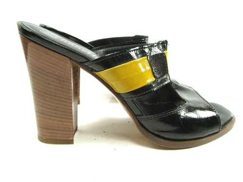 Scarpe con tacco impilato