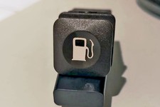 Pulsante apertura tappo benzina Maserati Biturbo 222 224.422 424 