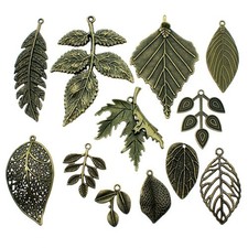 5 pezzi antichi ciondoli
