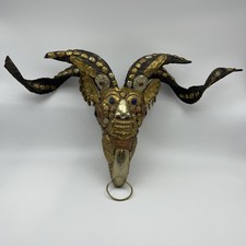 Antico teschio di capra kapala