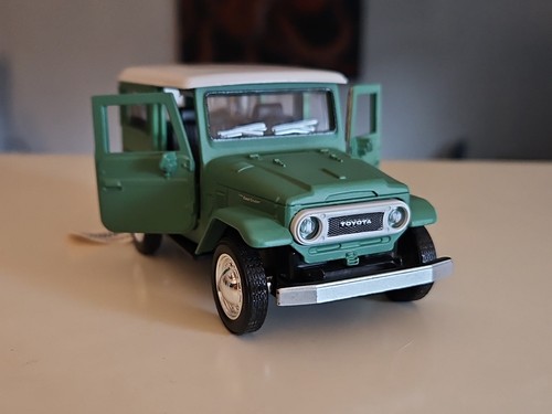 Maisto 1960 toyota fj40 - fj40, land