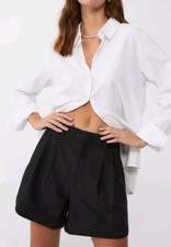 Pantaloni corti shorts