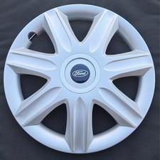 4 enjoliveurs Neuf pour/4